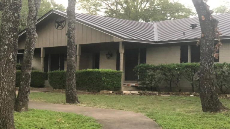 Standing Seam Roof in Belton, TX.