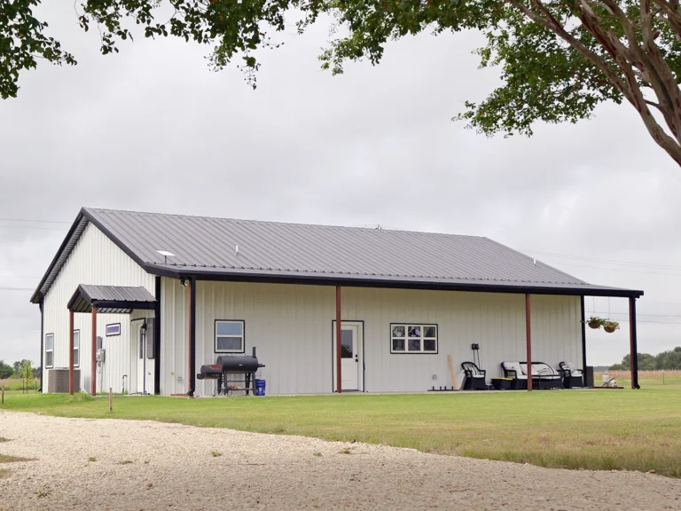 Family Barndominium in Little River Academy, TX.