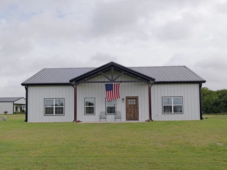 Family Barndominium in Little River Academy, TX.